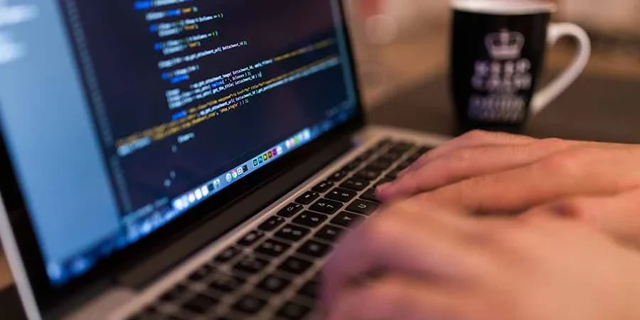 El-50-porciento-de-empleos-demandados-son-programacion-e-ingenierias-en-El-Salvador